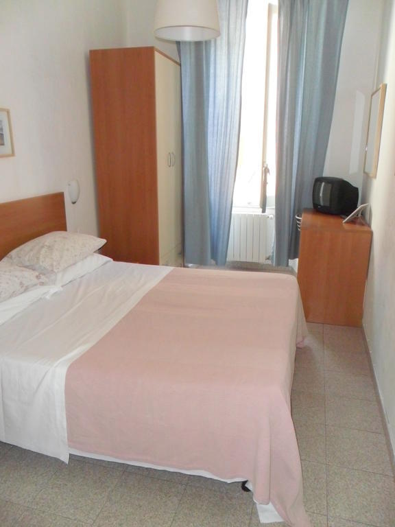 Albergo Romeo Noli Cameră foto